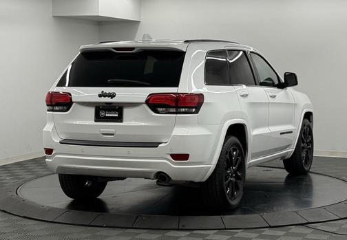 2021 Jeep Grand Cherokee Laredo