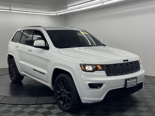 2021 Jeep Grand Cherokee Laredo