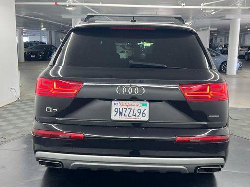 2019 Audi Q7 45 Premium