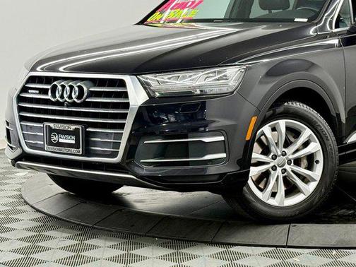 Orca Black Metallic 2019 Audi Q7 45 Premium