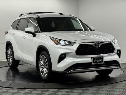 2026 Toyota Highlander Platinum