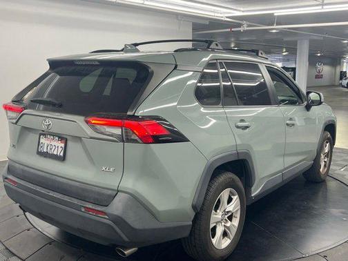 Lunar Rock 2019 Toyota RAV4 XLE