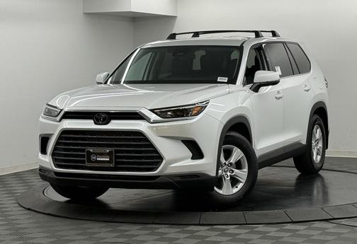 2026 Toyota Highlander LE