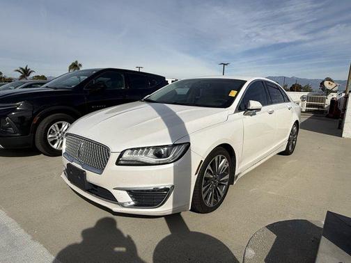 2017 Lincoln MKZ Base
