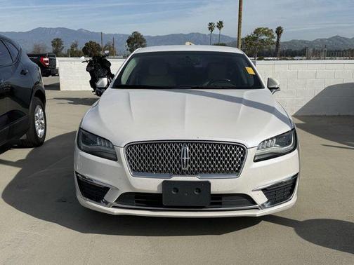 2017 Lincoln MKZ Base