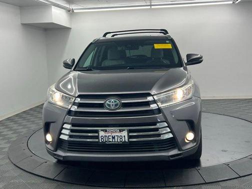 Predawn Gray Mica 2018 Toyota Highlander Hybrid Limited