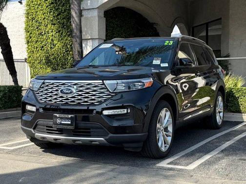2023 Ford Explorer Platinum