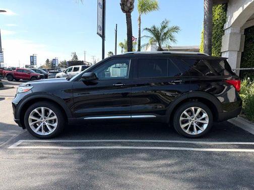 2023 Ford Explorer Platinum