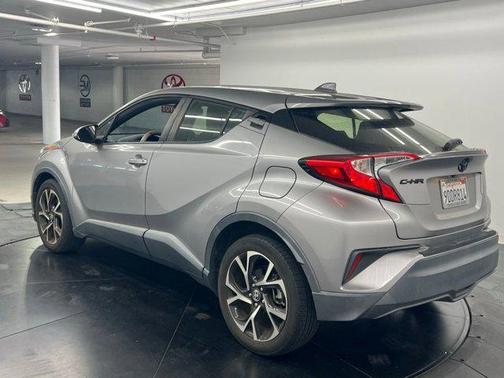 Silver Knockout Metallic 2020 Toyota C-HR XLE