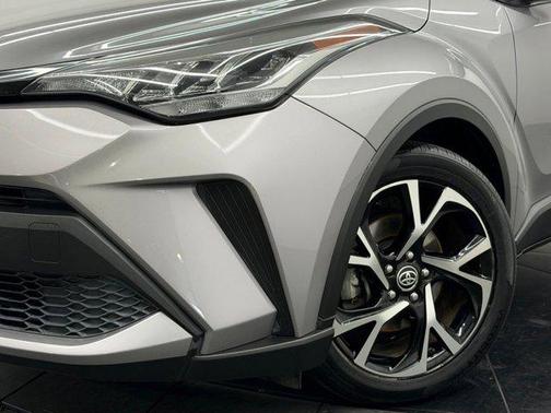 Silver Knockout Metallic 2020 Toyota C-HR XLE