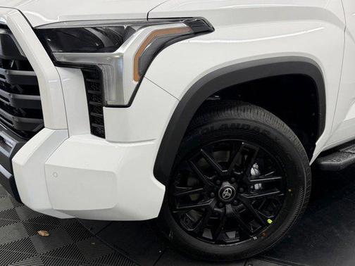Ice Cap 2026 Toyota Tundra SR5