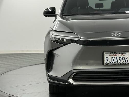 2023 Toyota bZ4X Limited