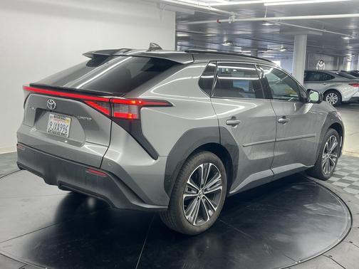 2023 Toyota bZ4X Limited