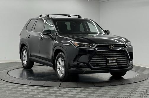 2026 Toyota Highlander LE