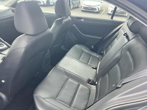 2014 Volkswagen Jetta Auto SE
