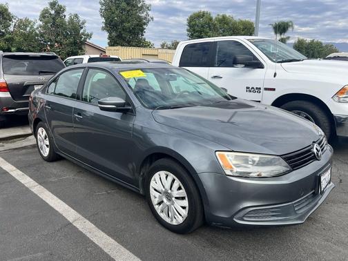 2014 Volkswagen Jetta Auto SE