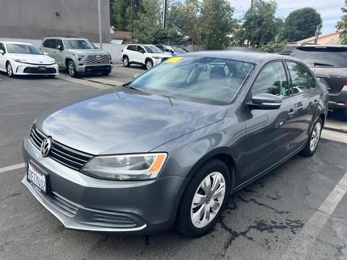 2014 Volkswagen Jetta Auto SE