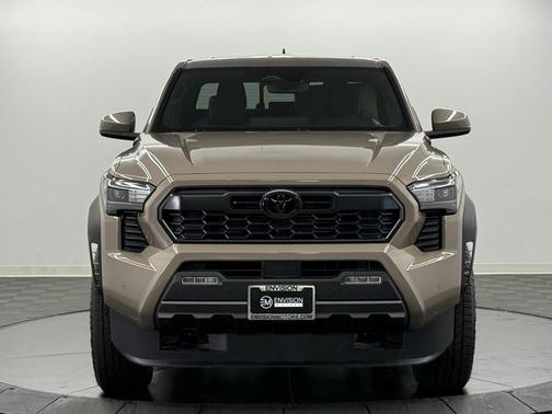2026 Toyota Tacoma Hybrid TRD Off Road