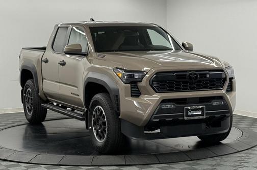2026 Toyota Tacoma Hybrid TRD Off Road