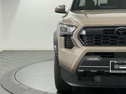 2026 Toyota Tacoma Hybrid TRD Off Road