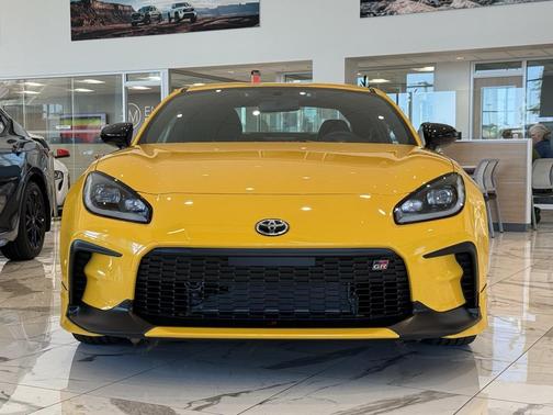 2026 Toyota GR86 Base