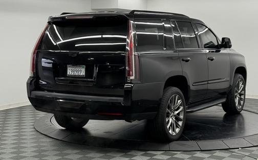 2020 Cadillac Escalade Luxury