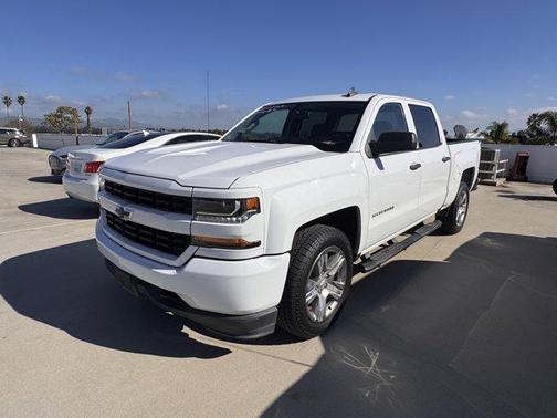 2018 Chevrolet Silverado 1500 Custom