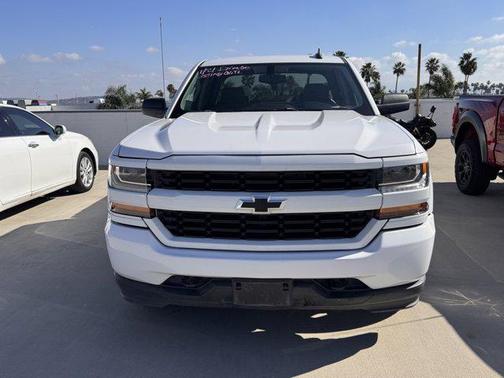 2018 Chevrolet Silverado 1500 Custom