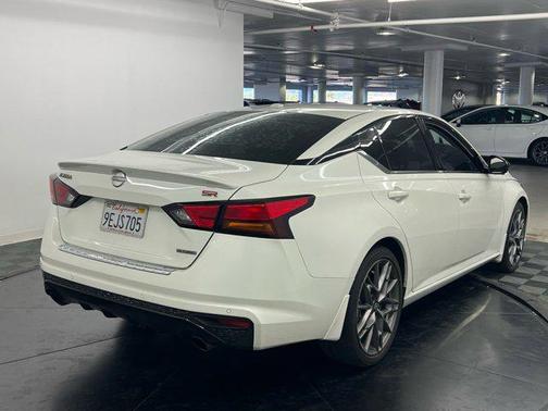 2023 Nissan Altima SR VC-Turbo FWD