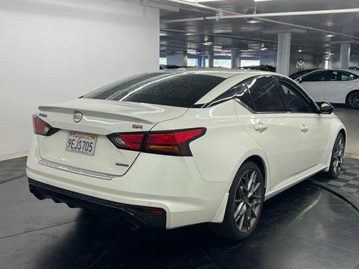 2023 Nissan Altima SR VC-Turbo FWD