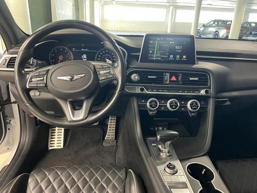 2020 Genesis G70 3.3T RWD