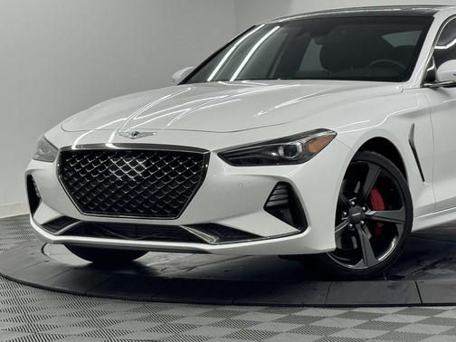 2020 Genesis G70 3.3T RWD