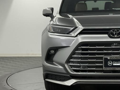 2026 Toyota Grand Highlander Hybrid Platinum MAX