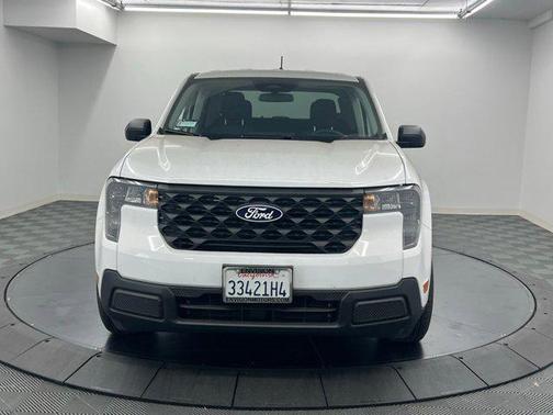 Oxford White 2025 Ford Maverick XL