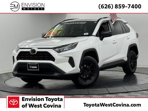 2020 Toyota RAV4 LE