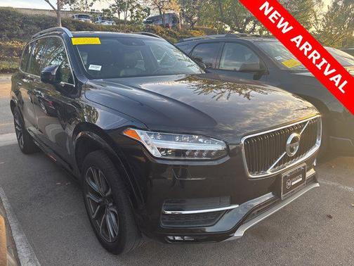 2019 Volvo XC90 T5 Momentum