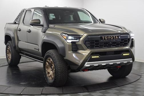 2025 Toyota Tacoma Hybrid Trailhunter