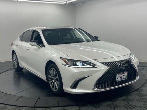 Eminent White Pearl 2021 Lexus ES 350 Base