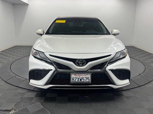 Wind Chill Pearl 2022 Toyota Camry XSE