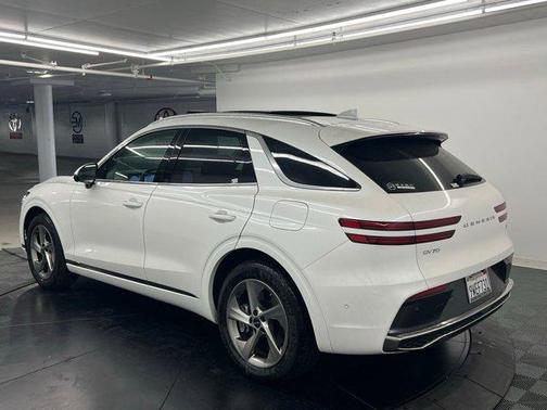 2026 Genesis GV70 2.5T Advanced