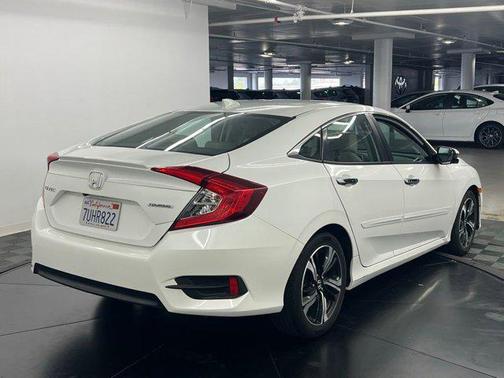 2016 Honda Civic Touring