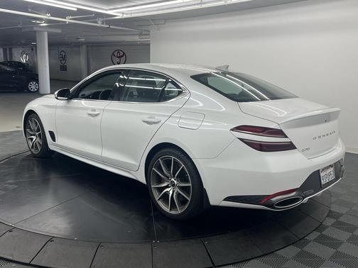 2025 Genesis G70 2.5T RWD