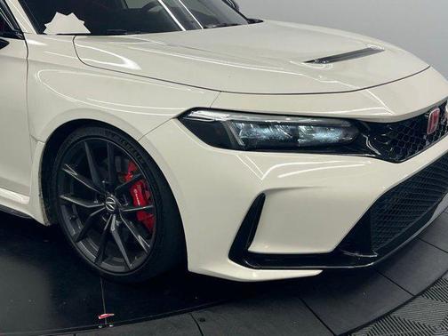 Championship White 2023 Honda Civic Type R Touring