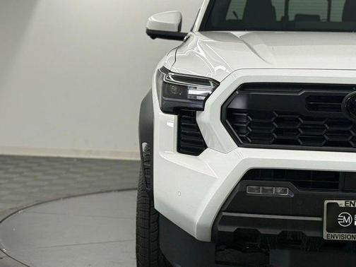 2026 Toyota Tacoma Hybrid TRD Off Road