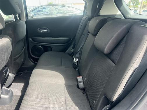 2017 Honda HR-V LX