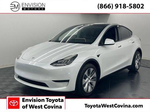 Pearl White Multi-Coat 2023 Tesla Model Y Long Range Dual Motor All-Wheel Drive