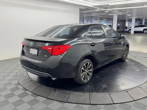 Black Sand Pearl 2017 Toyota Corolla SE