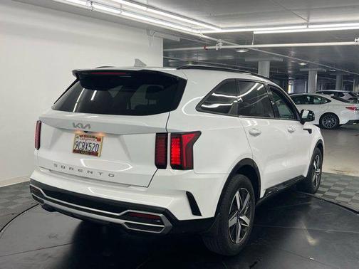 2022 Kia Sorento S