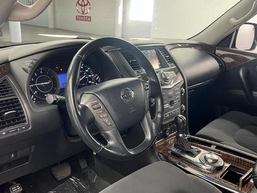 2017 Nissan Armada SV