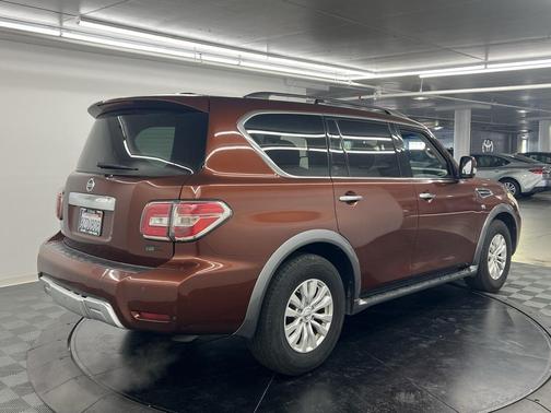 2017 Nissan Armada SV